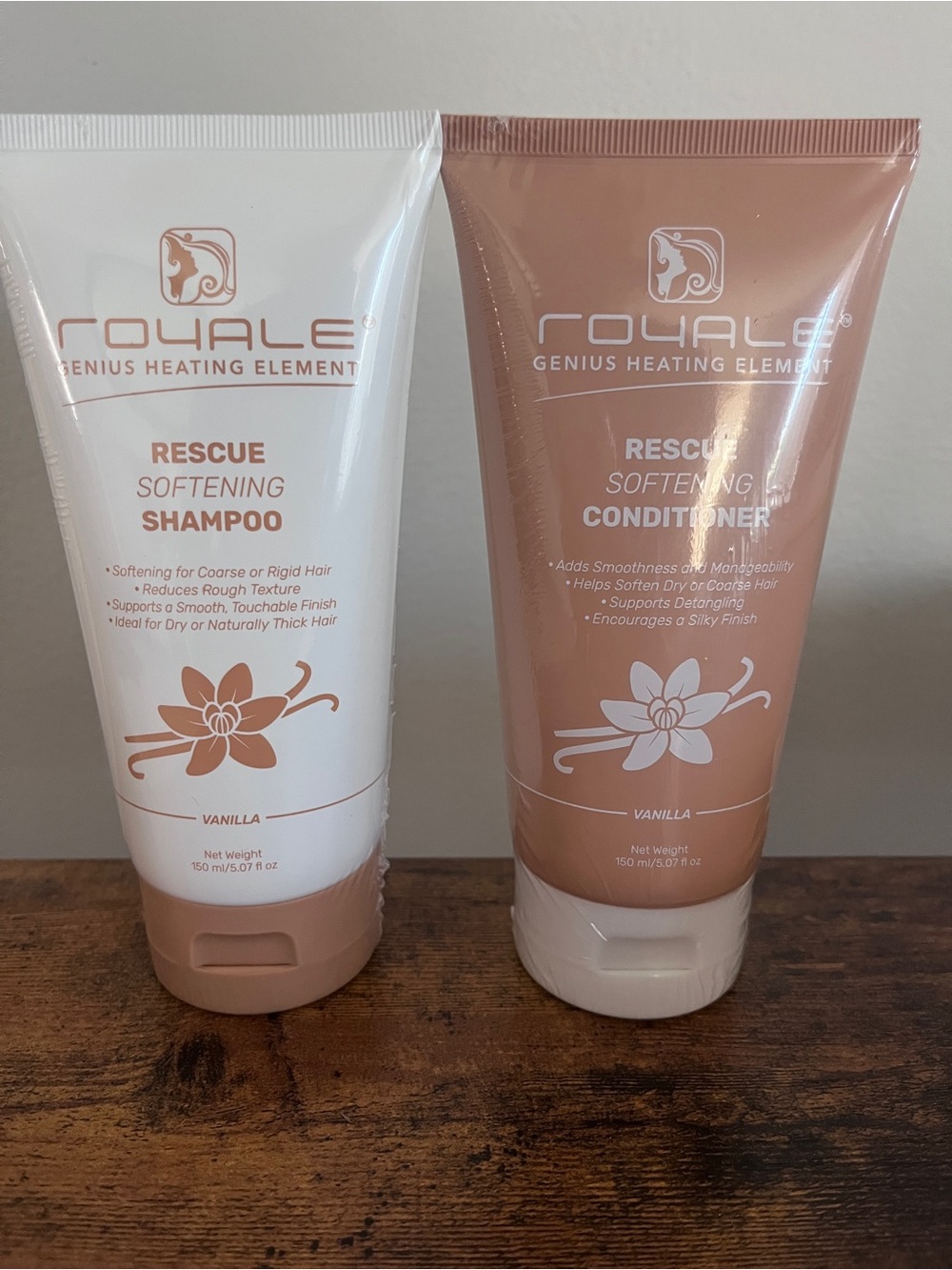 Rescue Softening Shampoo & Conditioner Set — Vanilla (White & Peach)